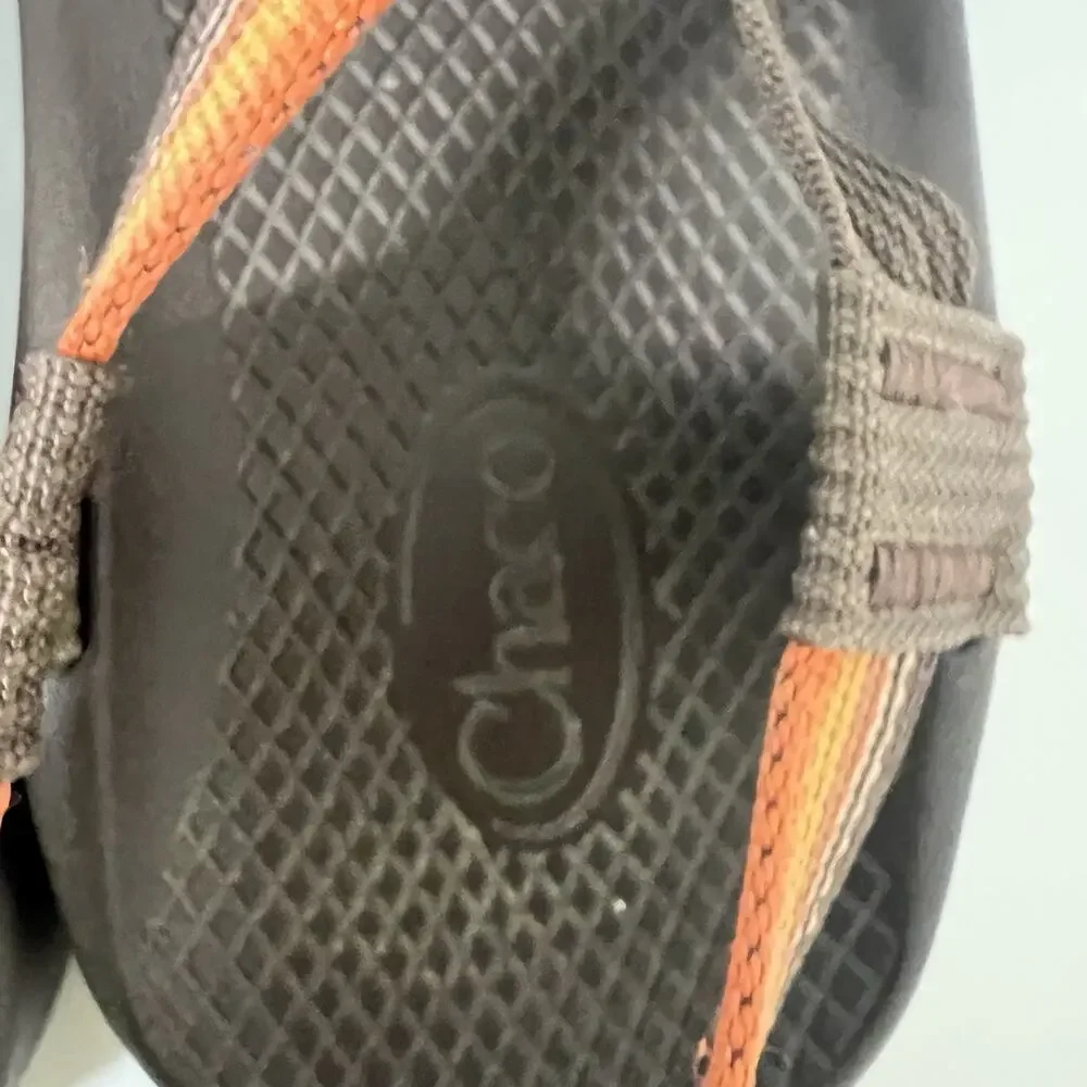 Chaco Bodhi Sandals Men's Size 9 Belt Java Brown Toe Loop Strappy Beach Shoes